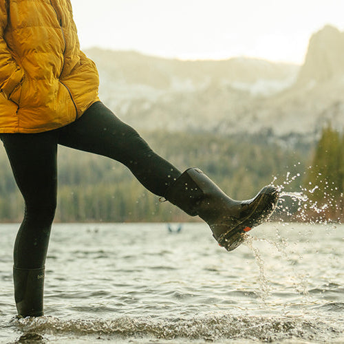 Pitch Black 12 in Deck Boots